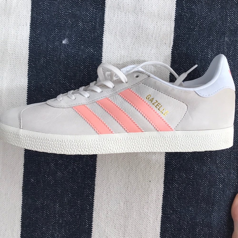NWT adidas GAZELLE sneaker size 8.5